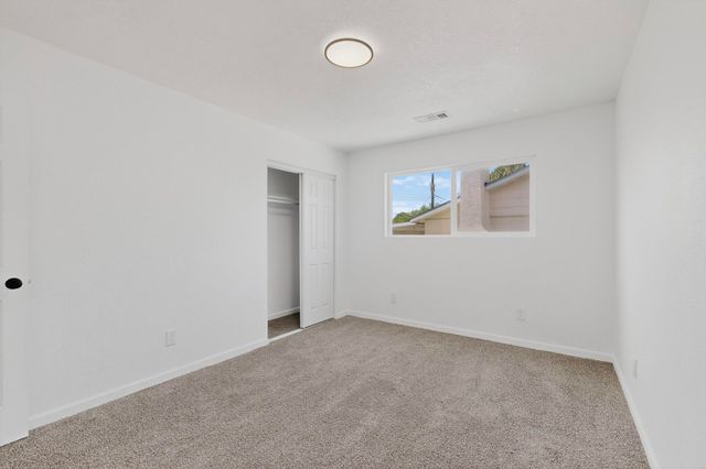 12008 Golden Gate Avenue NE, Albuquerque, NM 87111