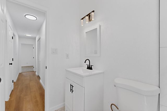 12008 Golden Gate Avenue NE, Albuquerque, NM 87111