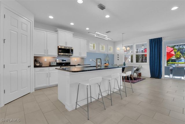 14662 Catamaran PL, Naples, FL 34114