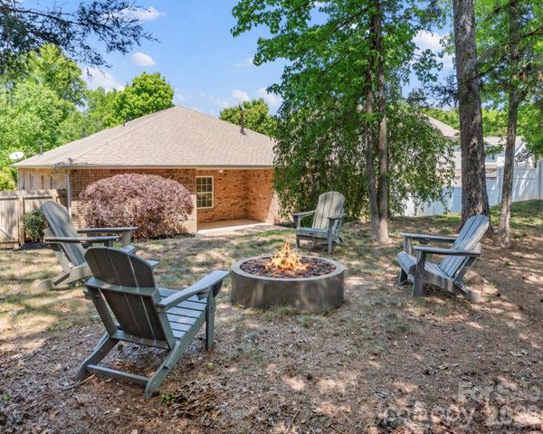 7224 Caley Street, Denver, NC 28037