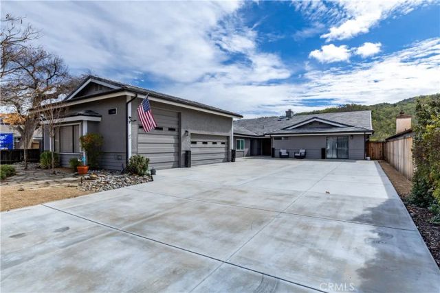 1856 Southfork Place, Paso Robles, CA 93446