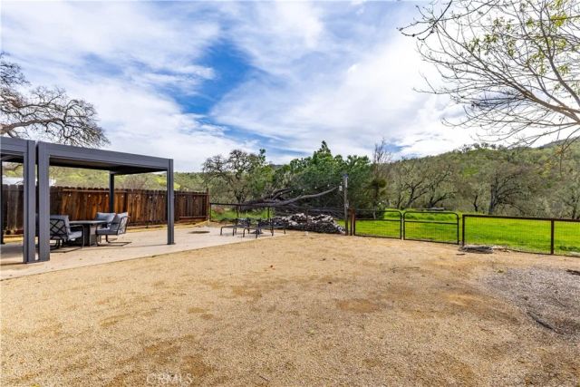 1856 Southfork Place, Paso Robles, CA 93446