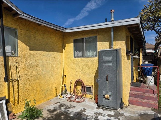 156 N Hicks, Los Angeles, CA 90063