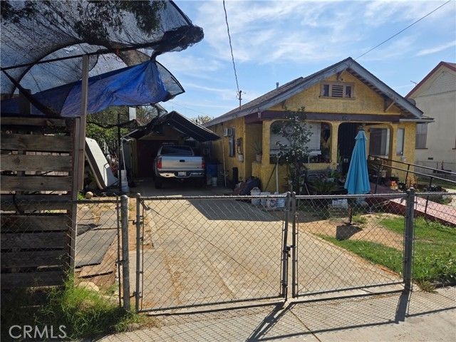 156 N Hicks, Los Angeles, CA 90063