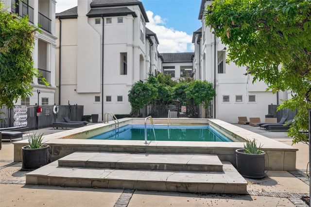 703 Live Oak Street, Houston, TX 77003