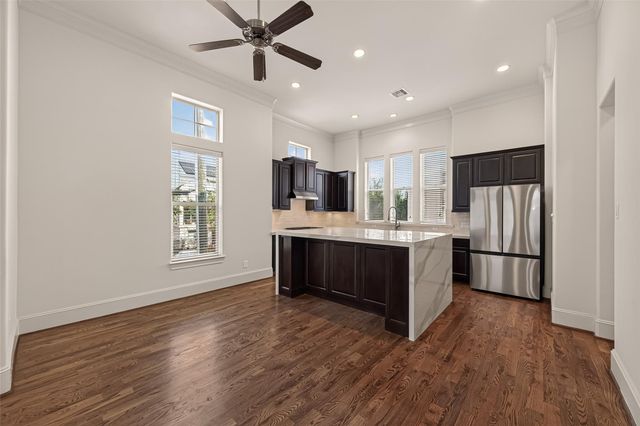 703 Live Oak Street, Houston, TX 77003