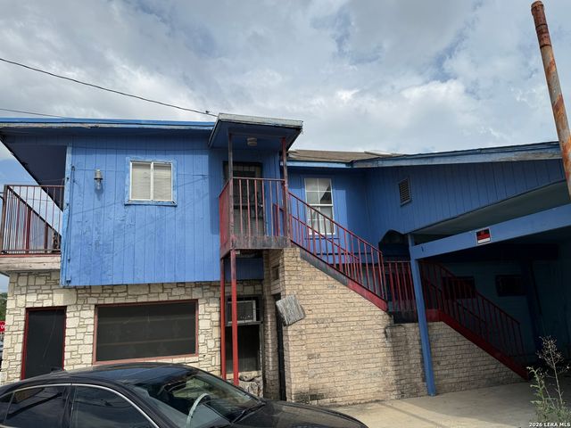 757 Historic Old Hwy 90, San Antonio, TX 78237