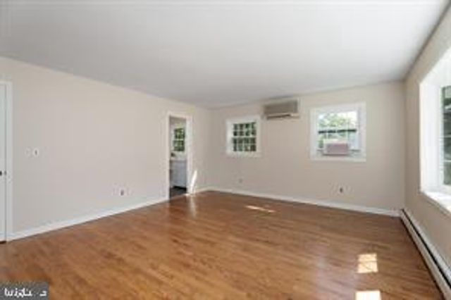 16 CHERRY BROOK DR, Princeton, NJ 08540