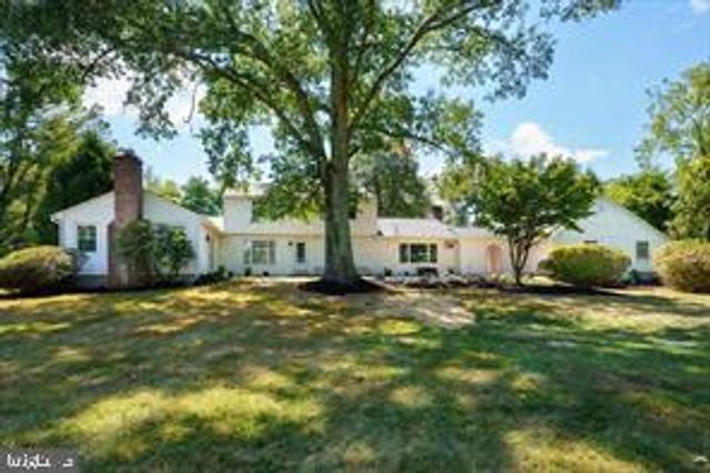 16 CHERRY BROOK DR, Princeton, NJ 08540