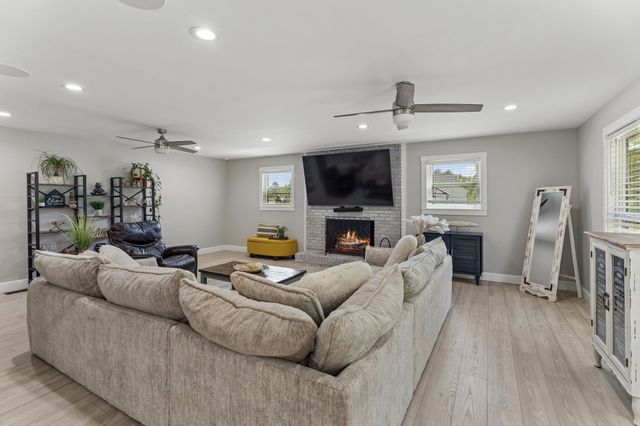 109 Indian Creek Rd, Hohenwald, TN 38462