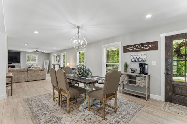 109 Indian Creek Rd, Hohenwald, TN 38462