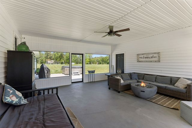 109 Indian Creek Rd, Hohenwald, TN 38462