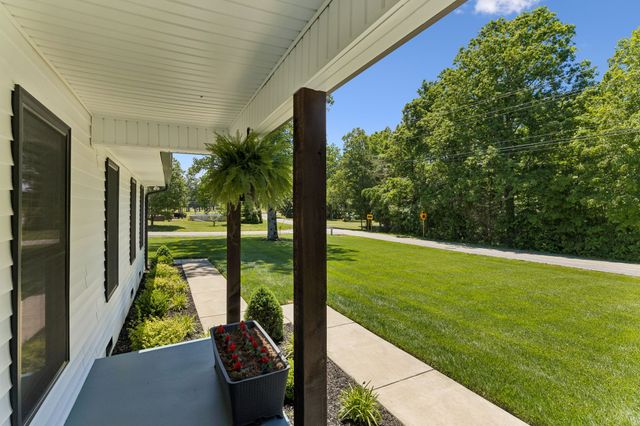 109 Indian Creek Rd, Hohenwald, TN 38462