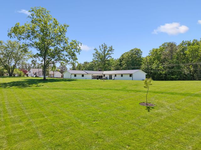 109 Indian Creek Rd, Hohenwald, TN 38462