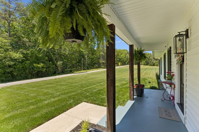 109 Indian Creek Rd, Hohenwald, TN 38462