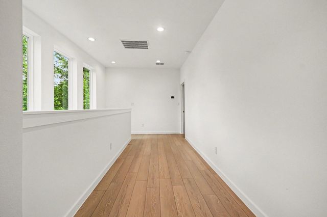 2713 Tierwester Street, Houston, TX 77004