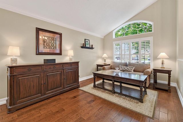 276 Swan Lane, Jupiter, FL 33458