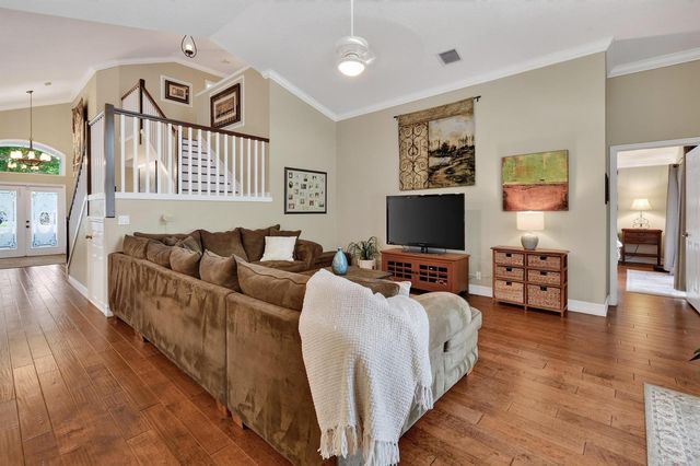 276 Swan Lane, Jupiter, FL 33458