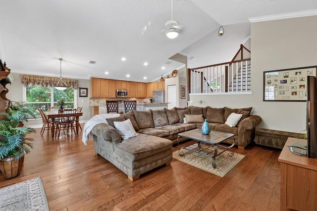 276 Swan Lane, Jupiter, FL 33458