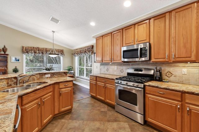276 Swan Lane, Jupiter, FL 33458