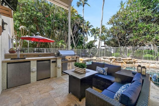 276 Swan Lane, Jupiter, FL 33458
