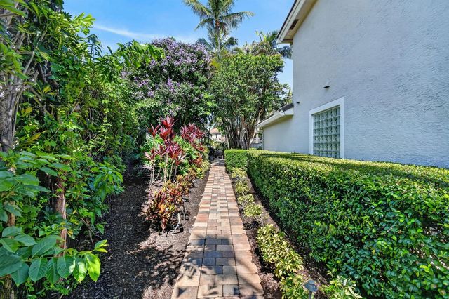 276 Swan Lane, Jupiter, FL 33458