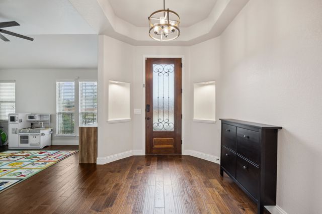 218 Calvert Drive, Midlothian, TX 76065