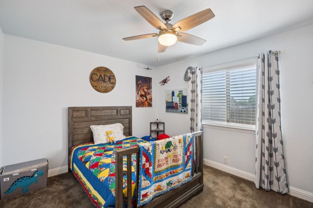 218 Calvert Drive, Midlothian, TX 76065