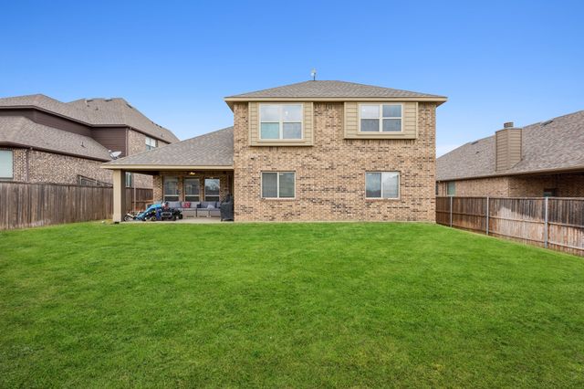 218 Calvert Drive, Midlothian, TX 76065