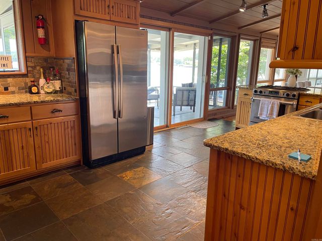 140 Knollwood Lodge Road, Hot Springs, AR 71913