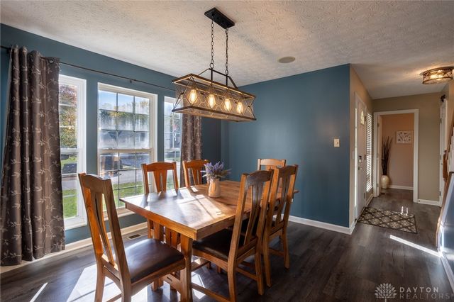 5165 Summerset Drive, Tipp City, OH 45371