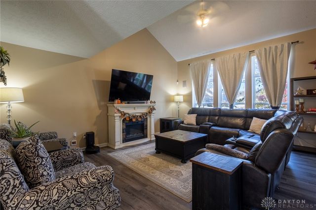 5165 Summerset Drive, Tipp City, OH 45371