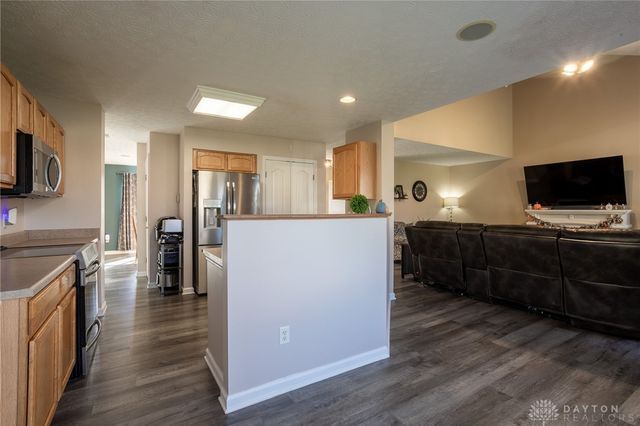 5165 Summerset Drive, Tipp City, OH 45371