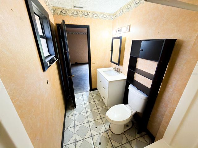 415 3RD STREET W, Zolfo Springs, FL 33890