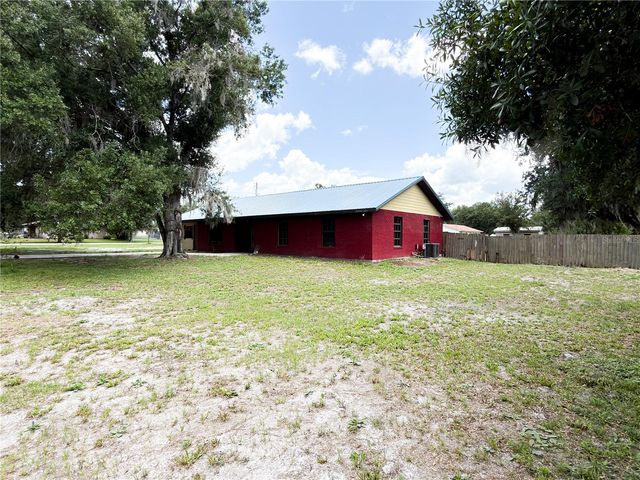 415 3RD STREET W, Zolfo Springs, FL 33890