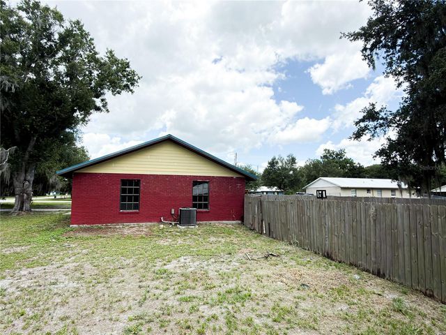 415 3RD STREET W, Zolfo Springs, FL 33890