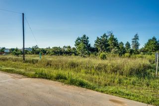 61 Road 5118, Cleveland, TX 77327