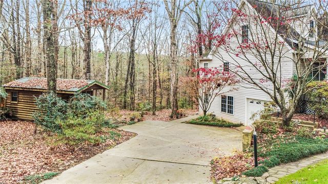2000 Ridgeview Lane, Seneca, SC 29678