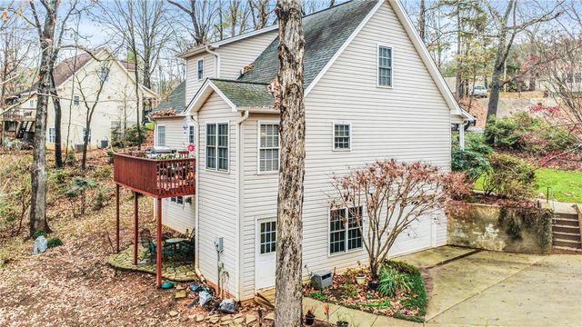 2000 Ridgeview Lane, Seneca, SC 29678