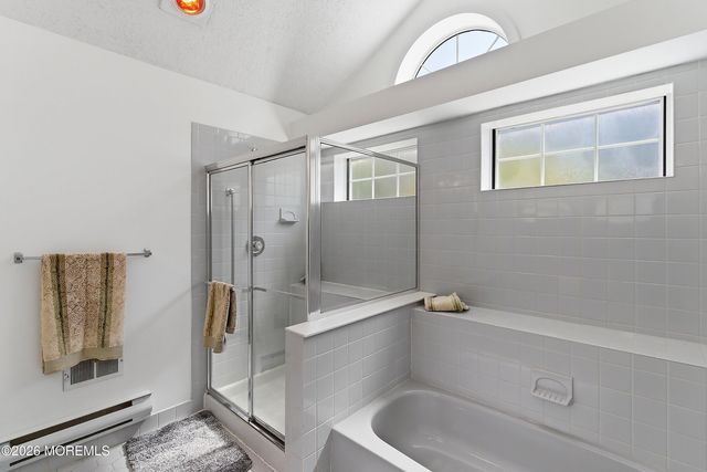 19 Ingram Drive, Monroe, NJ 08831