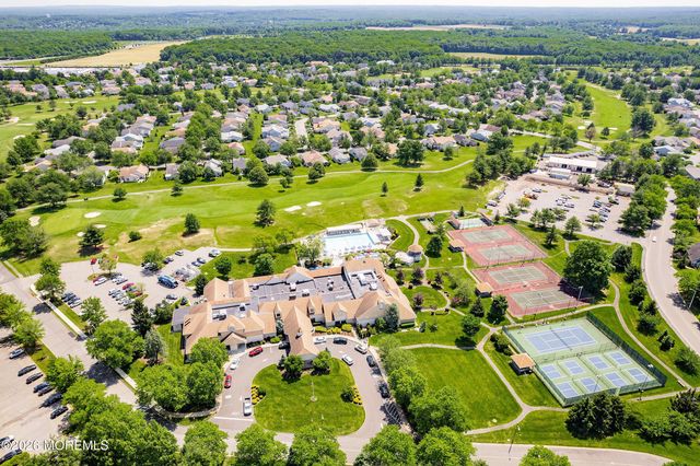 19 Ingram Drive, Monroe, NJ 08831