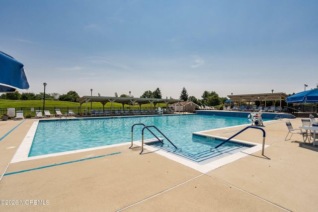 19 Ingram Drive, Monroe, NJ 08831