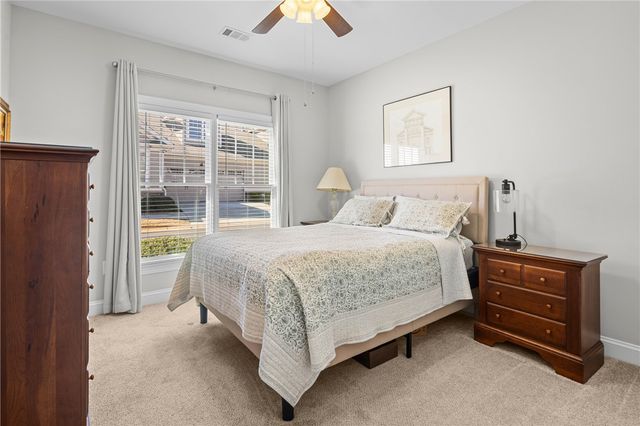 212 Meridian Way, Seneca, SC 29672