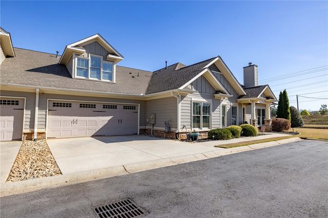 212 Meridian Way, Seneca, SC 29672