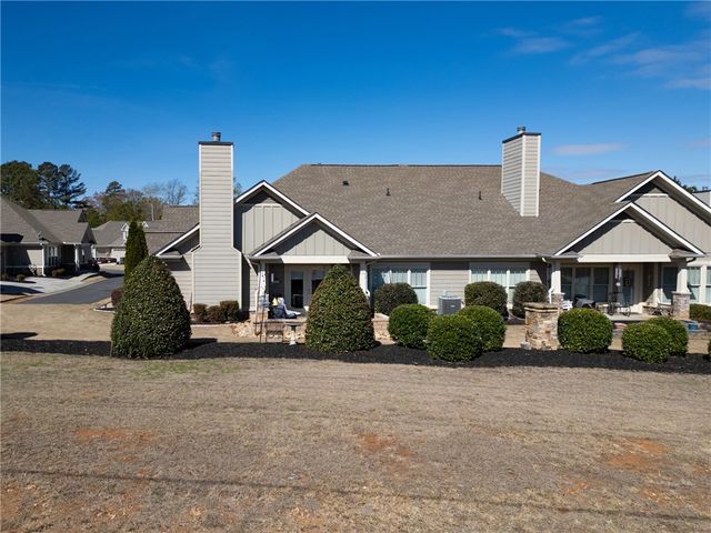 212 Meridian Way, Seneca, SC 29672