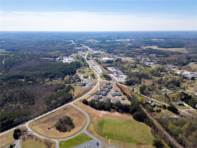 212 Meridian Way, Seneca, SC 29672