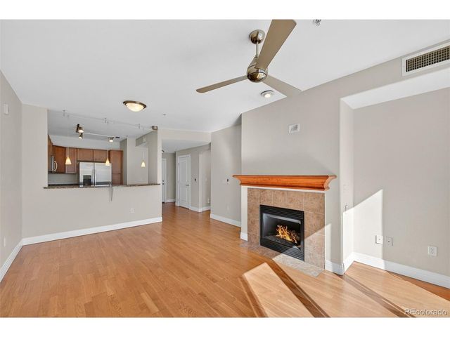 9039 E Panorama Cir C-408, Englewood, CO 80112