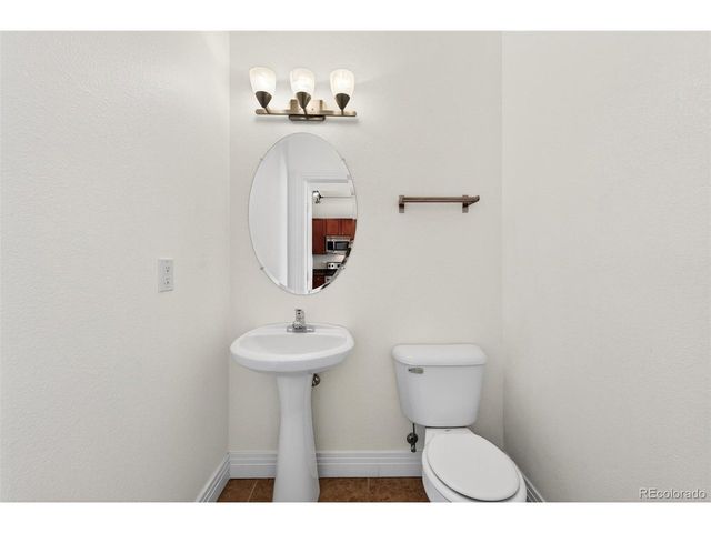 9039 E Panorama Cir C-408, Englewood, CO 80112