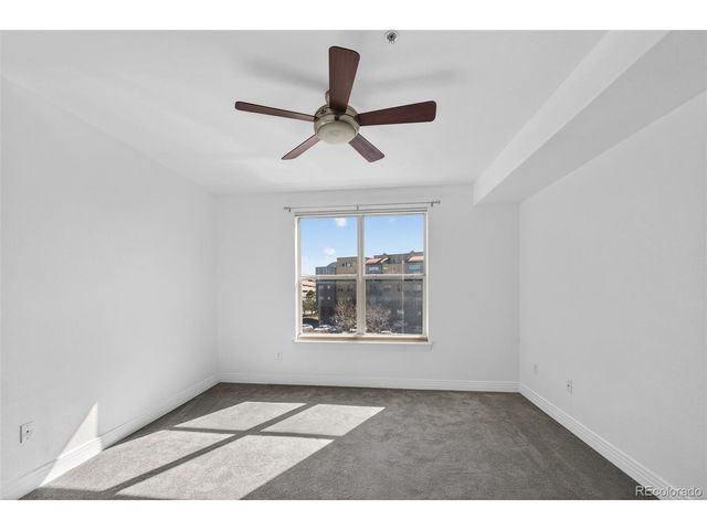 9039 E Panorama Cir C-408, Englewood, CO 80112