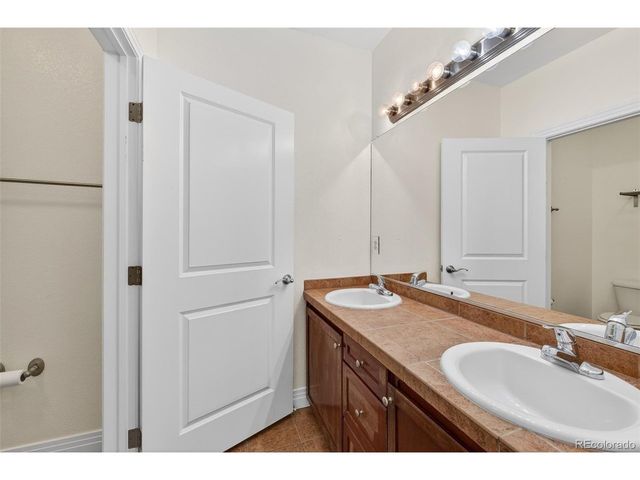 9039 E Panorama Cir C-408, Englewood, CO 80112